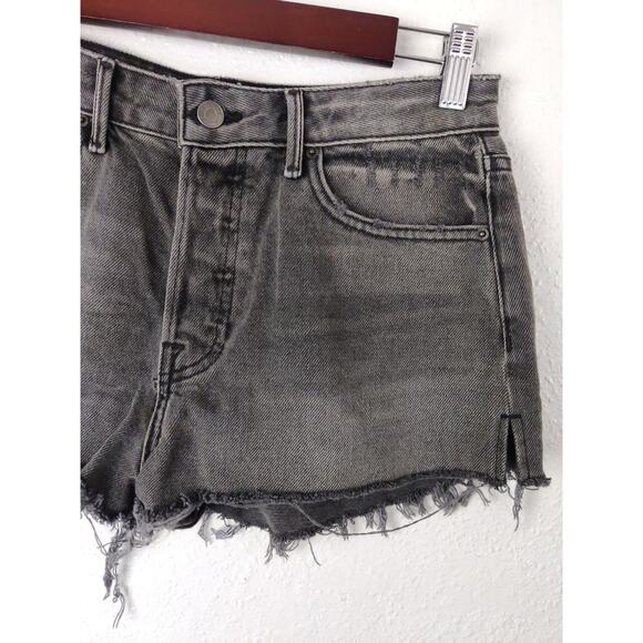 GRLFRND Revolve Cindy Gray Cotton High Waisted Raw Hem Denim Cut Off Shorts 27 - Picture 4 of 10